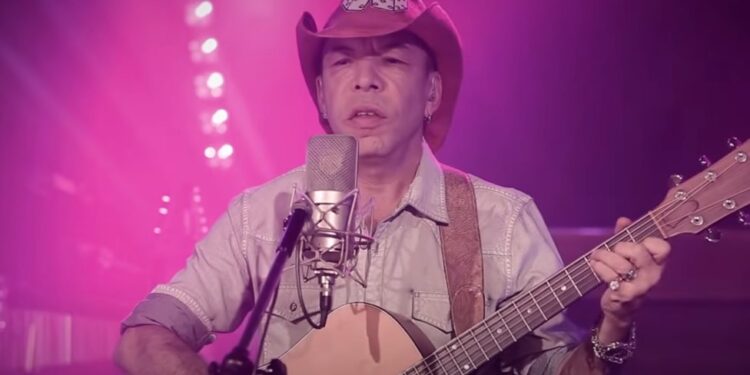 Morre aos 67 anos Chrystian, ícone da música sertaneja