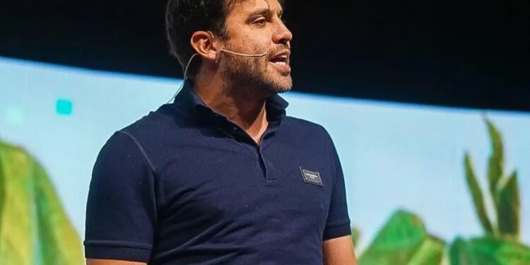 Marçal lidera corrida à prefeitura, indica levantamento Veritá