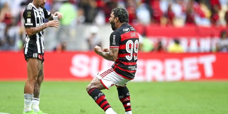 Flamengo dá passo importante rumo ao pentacampeonato da Copa do Brasil ao vencer o Atlético-MG por 3 a 1