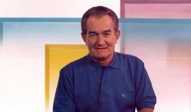 Morre Léo Batista, ícone do jornalismo esportivo, aos 92 anos