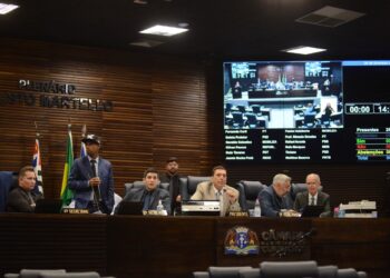 Câmara de Guarulhos analisa projeto que transforma GCM em Polícia Municipal