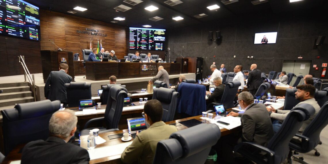 Guarulhos: Câmara Municipal Analisa Quatro Projetos em Sessão desta Quarta