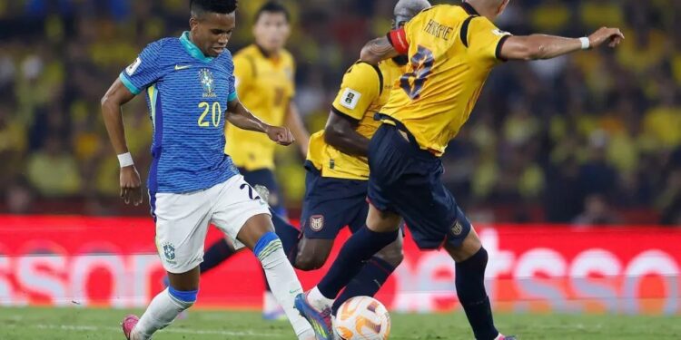 Brasil empaca na estreia de Ancelotti e sai zerado contra o Equador