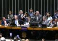 Congresso derruba veto da dosimetria e amplia pressão política sobre Lula