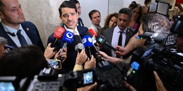 CCJ do Senado agenda sabatina de Jorge Messias e outros indicados para tribunais superiores