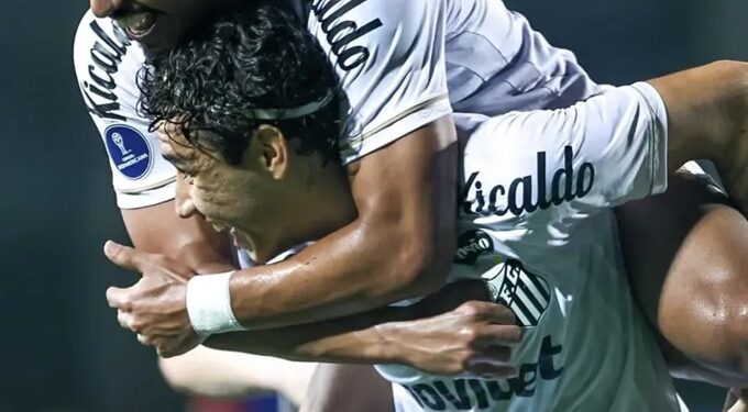 Santos goleia na Venezuela e fica perto das oitavas da Sul-Americana